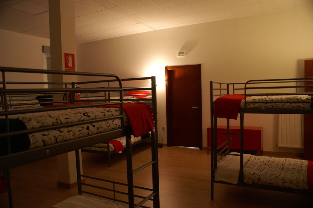 Grelo Hostel Ourense Exterior photo